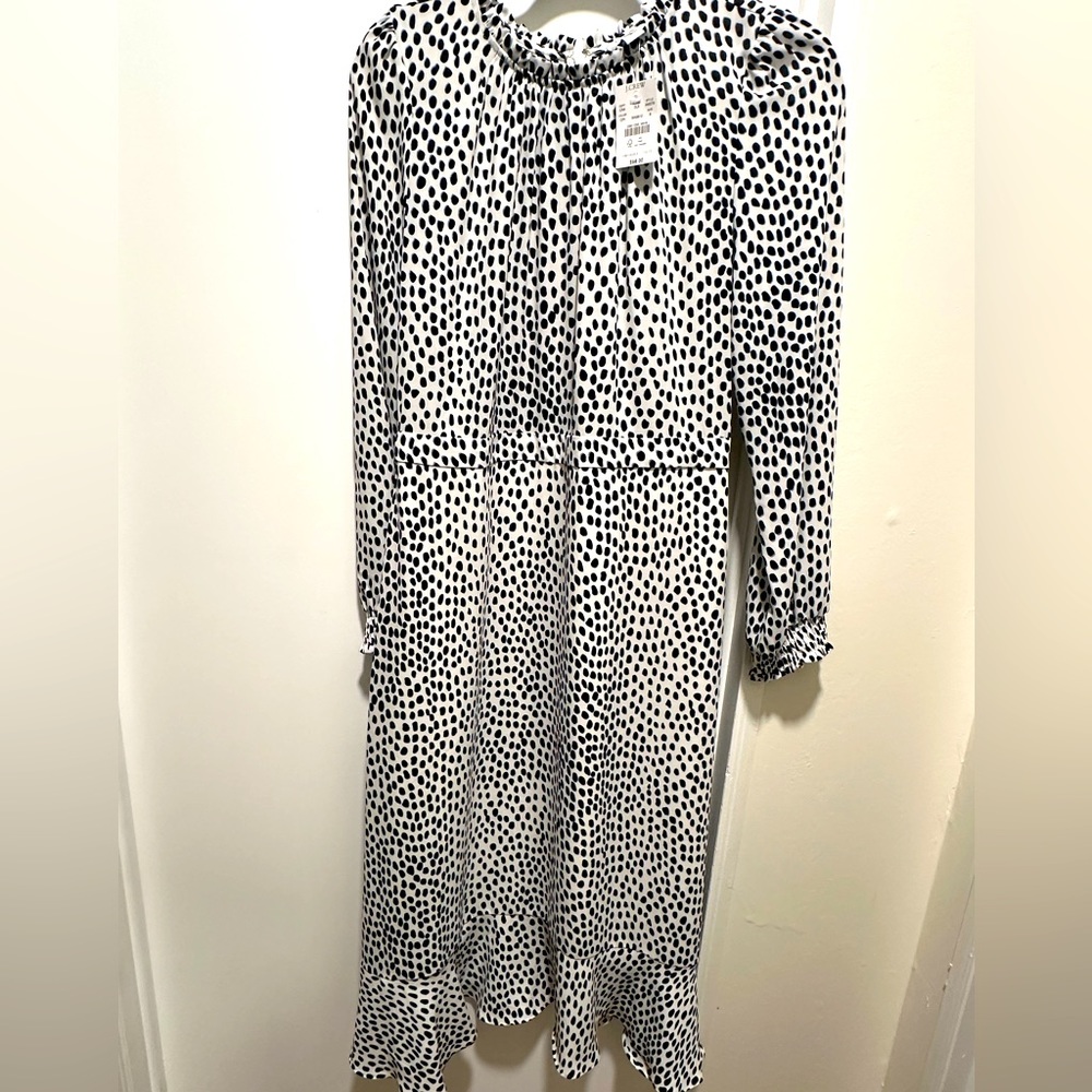 Ruffle-neck leopard peasant dress